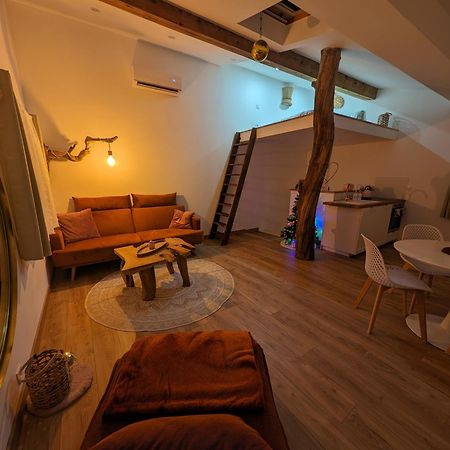 Вилла Casa Rosa, Un Petit Cocon Catalan Ortaffa Экстерьер фото